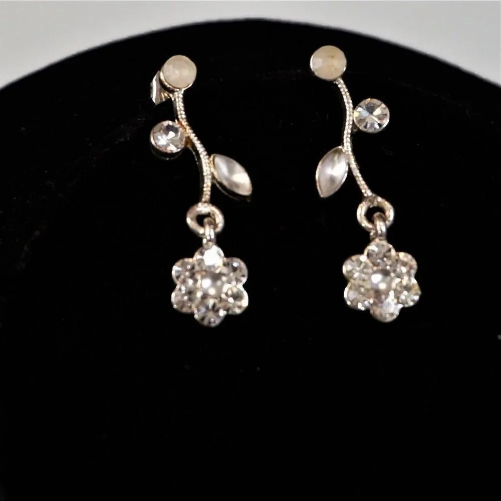 Vintage Crystal Vine Teardrop Flower Earrings Silvertone  Wedding Bridesmaid